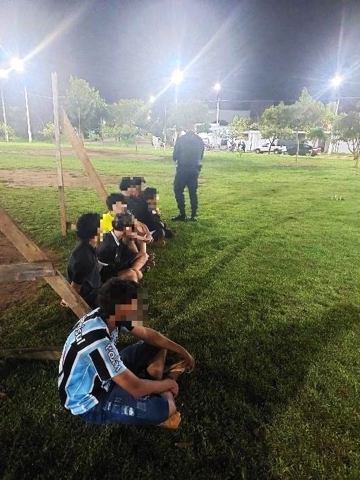 VILHENA – AÇÃO DA POLÍCIA MILITAR TIRA DE CIRCULAÇÃO ENTORPECENTES E APREENDE MENORES