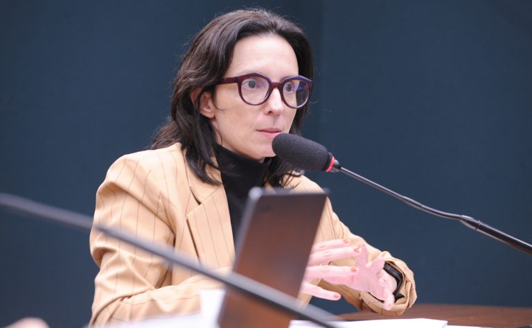 Comissão aprova criação de estratégia nacional sobre transtornos da linguagem