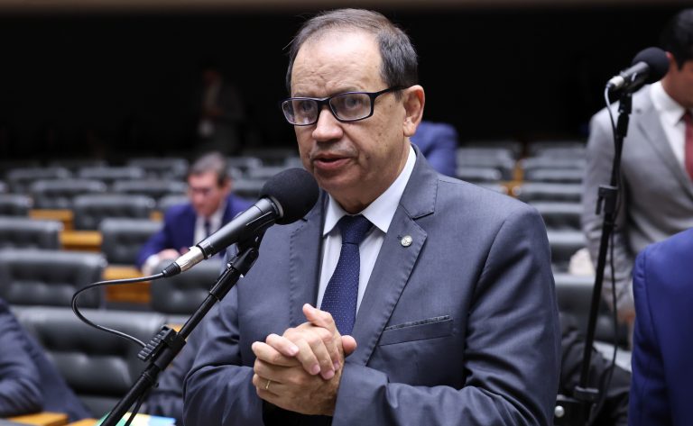 Comissão aprova criação de programa de transporte público entre municípios do interior