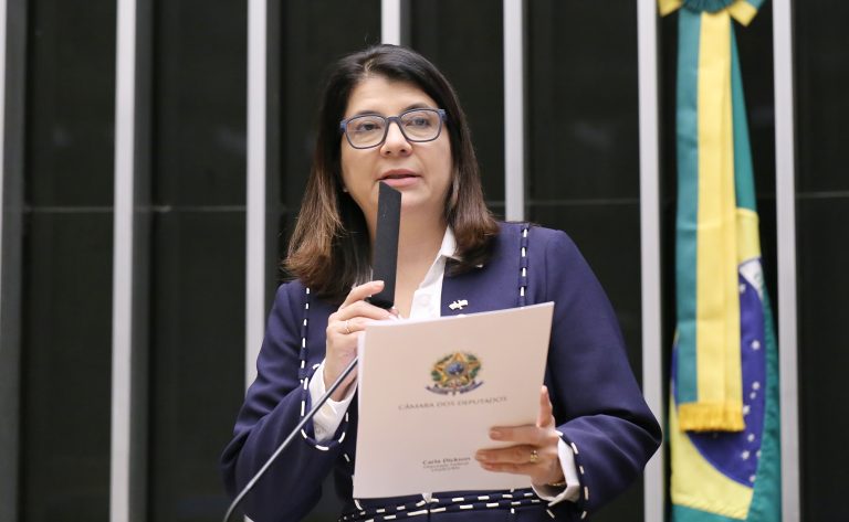 Comissão aprova criação de programa nacional de pesquisa sobre autismo