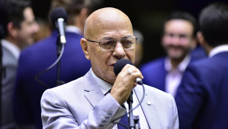 Comissão aprova nova regra sobre divisão de lucros de empresa em caso de divórcio