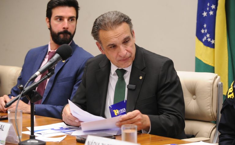 Comissão aprova regras para negociação de dívidas do mercado de energia elétrica