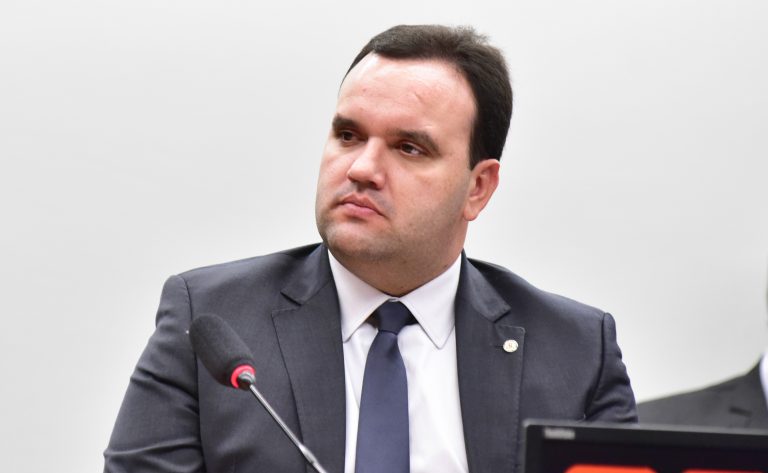 Deputado pede ao Ministério Público investigação sobre empresa Sports Media
