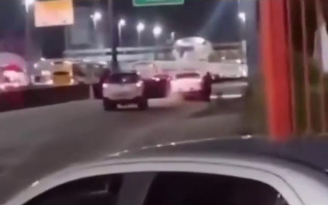 Vídeos revelam PMs atirando contra carro de secretário assassinado no RJ