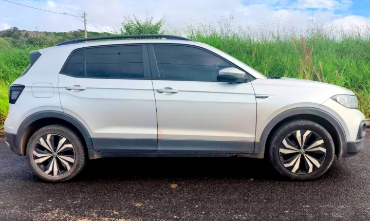 JI-PARANÁ – CARRO E MOTOCICLETA ROUBADOS SÃO RECUPERADOS PELA POLICIA MILITAR