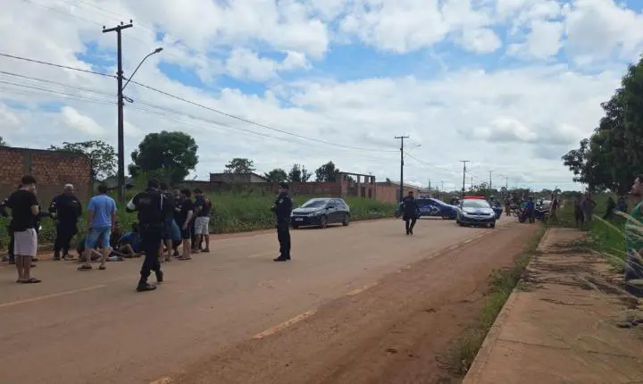 Polícia Militar liberta vítimas em cárcere, recupera veículo roubado e prende suspeitos
